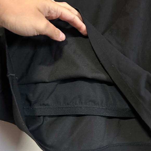 Aerie Black V-Neck Crop Top - Picture 4 of 4